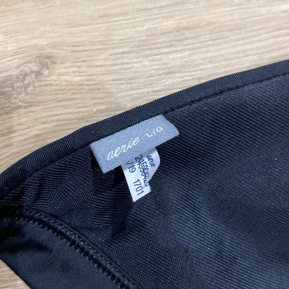 Aerie Black Halter Bikini Top - Picture 5 of 5